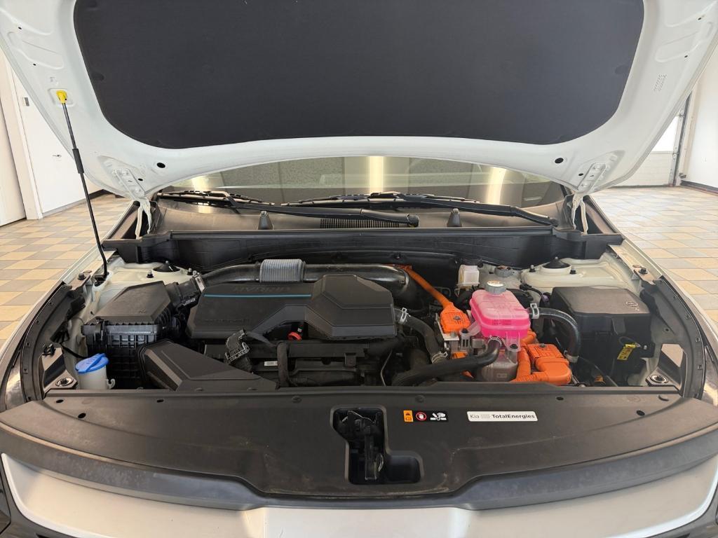 used 2023 Kia Sportage Hybrid car, priced at $25,292