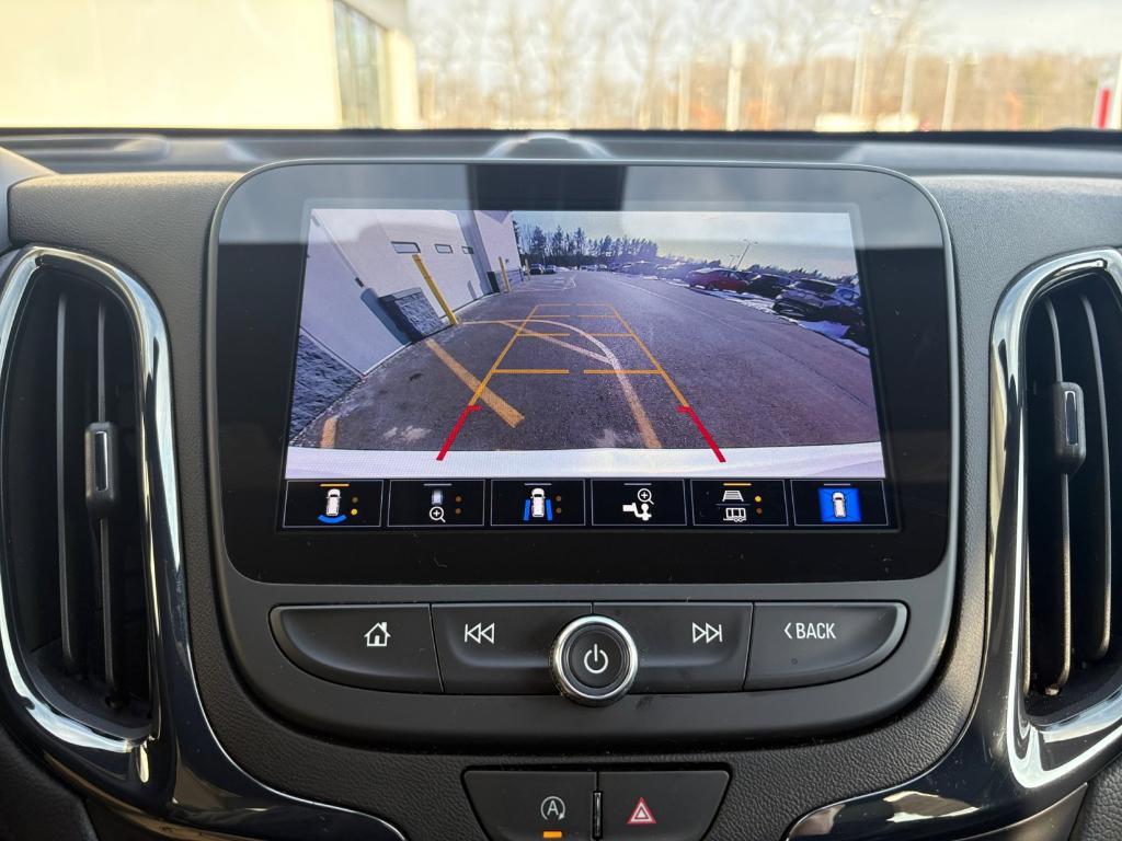 used 2024 Chevrolet Equinox car, priced at $26,301