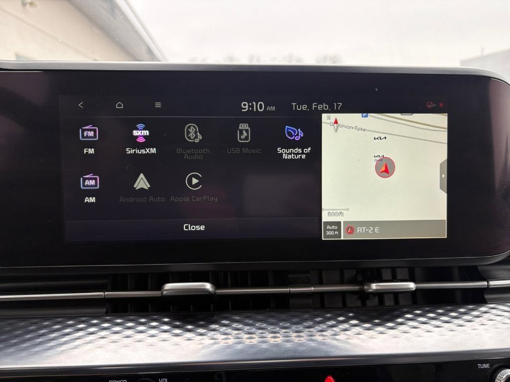 used 2022 Kia Carnival car, priced at $25,692