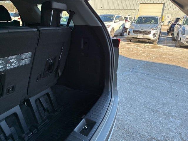 used 2023 Kia Carnival car, priced at $30,391