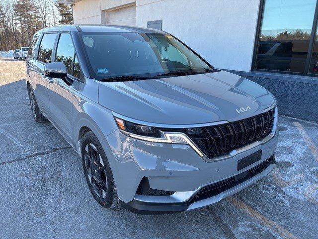 used 2023 Kia Carnival car, priced at $30,391