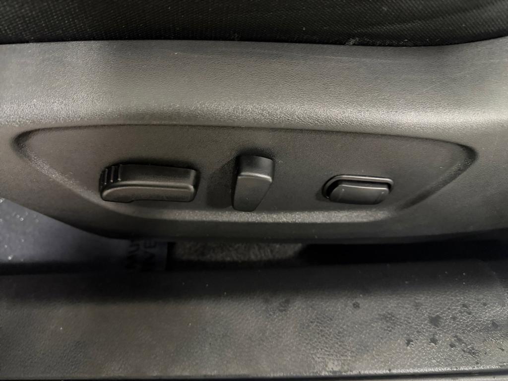 used 2019 Nissan Rogue car, priced at $14,492