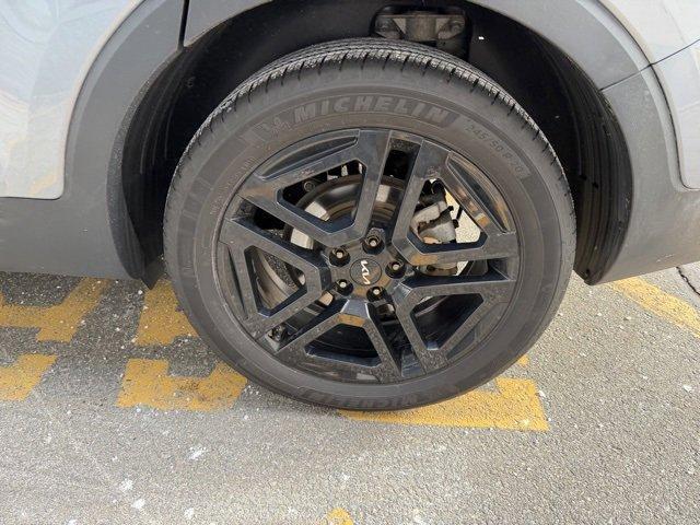 used 2024 Kia Telluride car, priced at $40,991