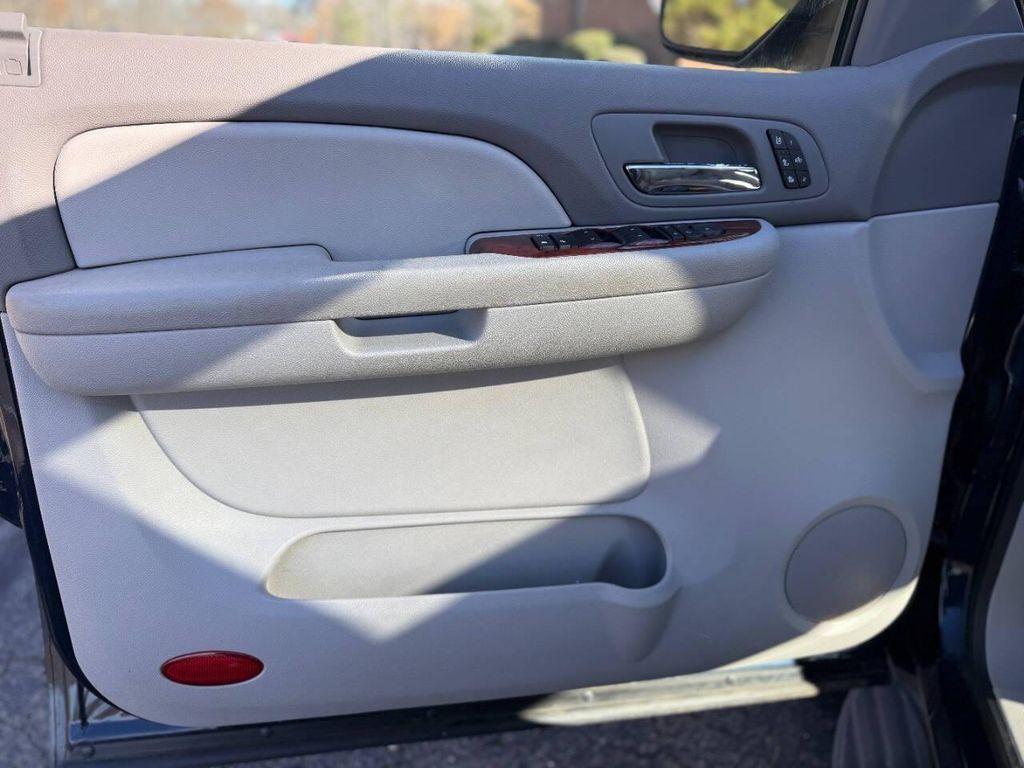 used 2009 Chevrolet Tahoe car, priced at $12,300