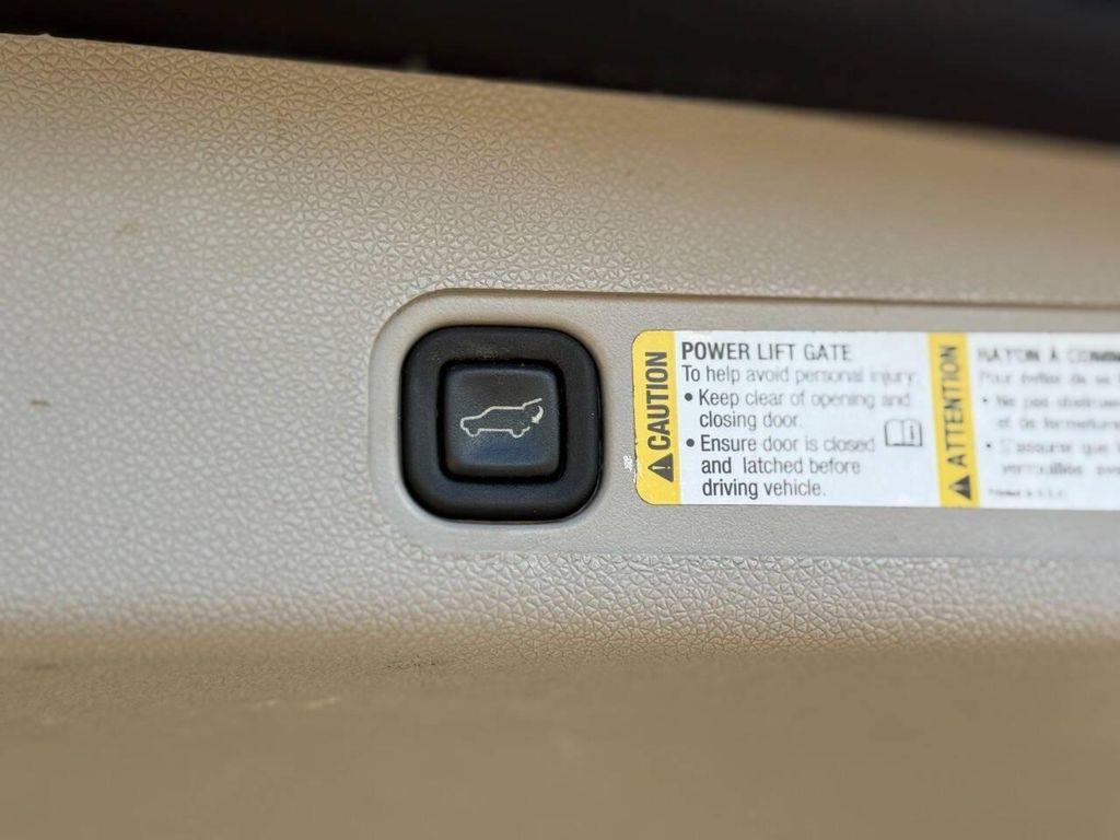 used 2009 Chevrolet Tahoe car, priced at $12,300