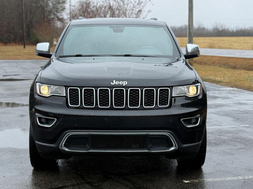 used 2022 Jeep Grand Cherokee car, priced at $17,400