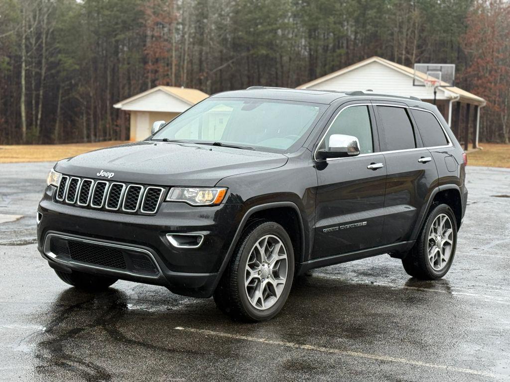 used 2022 Jeep Grand Cherokee car, priced at $17,400