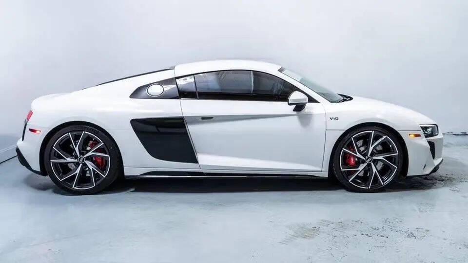 used 2022 Audi R8 car, priced at $170,500