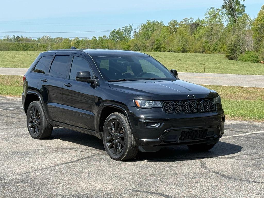 used 2017 Jeep Grand Cherokee car, priced at $12,200