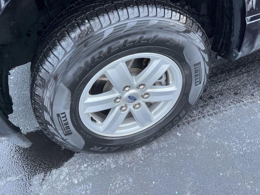 used 2022 Ford F-150 car, priced at $32,950