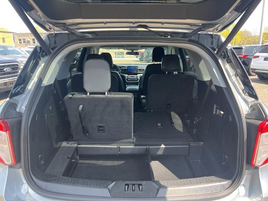 used 2022 Ford Explorer car, priced at $31,900