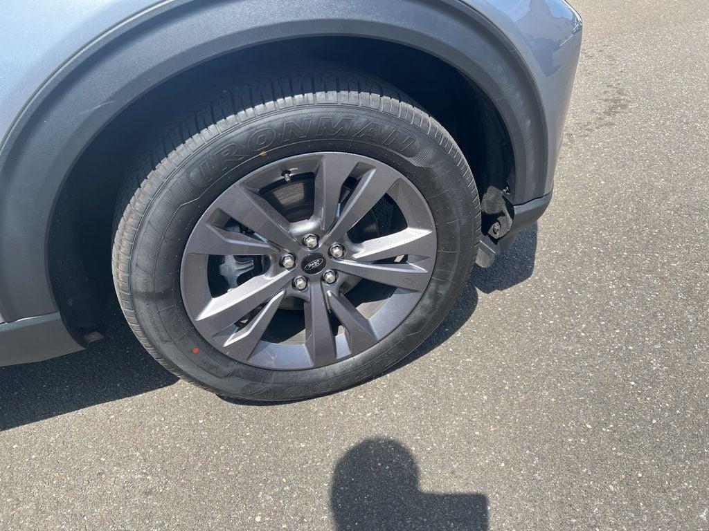 used 2022 Ford Explorer car, priced at $31,900