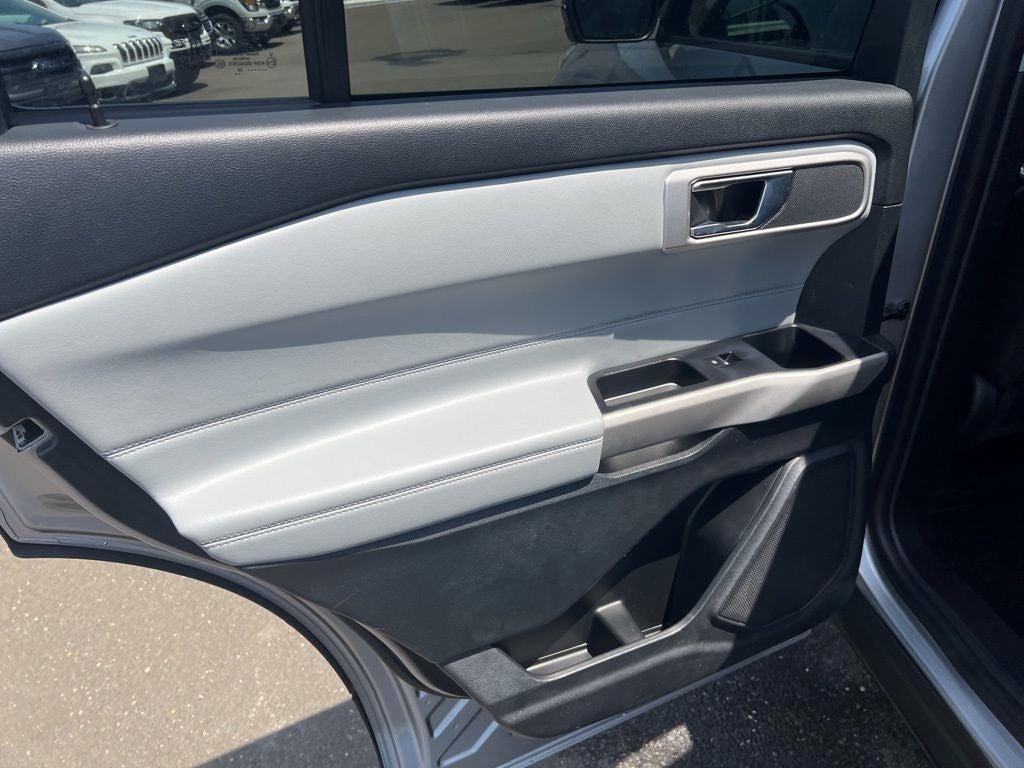 used 2022 Ford Explorer car, priced at $31,900