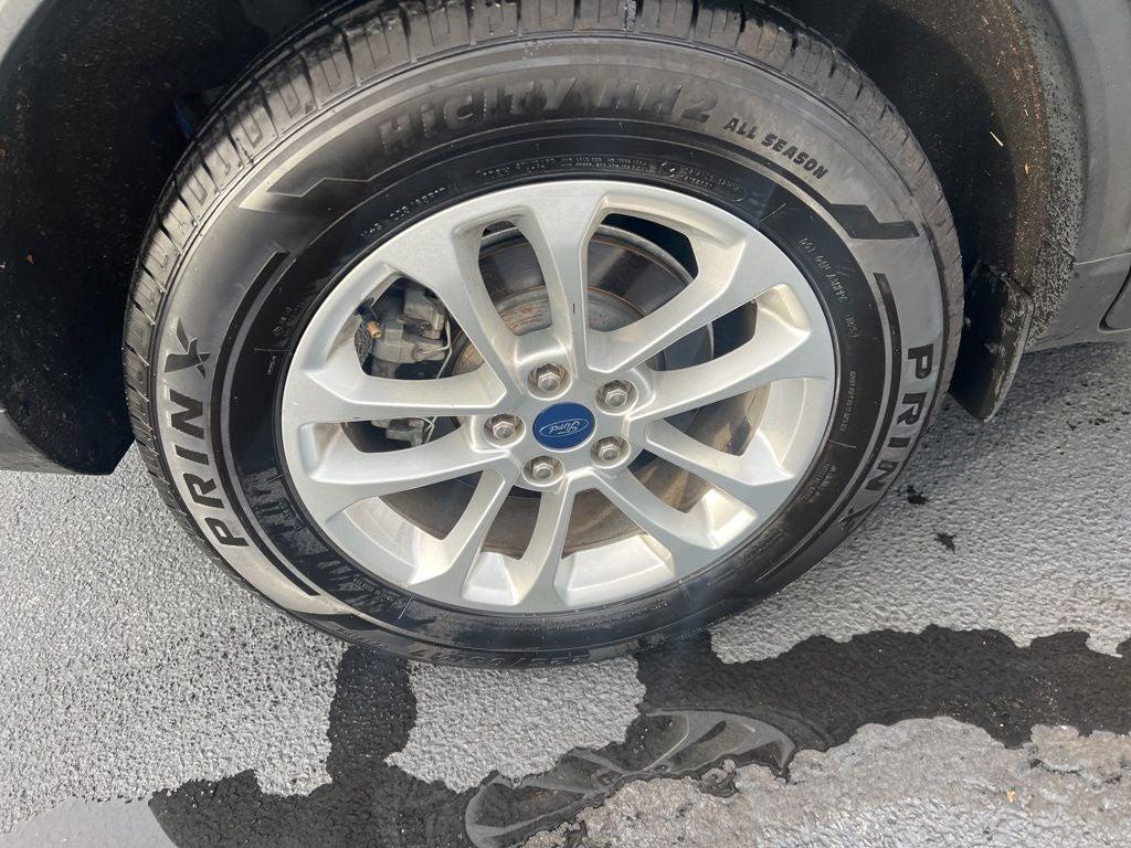 used 2022 Ford Escape car, priced at $19,450