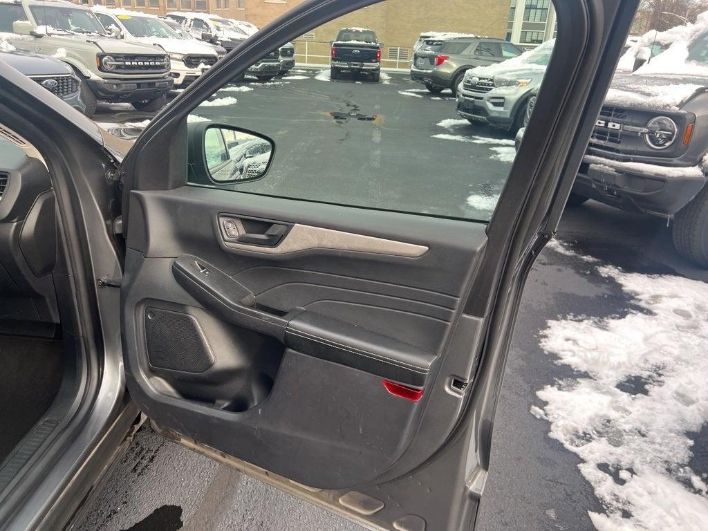 used 2022 Ford Escape car, priced at $19,950