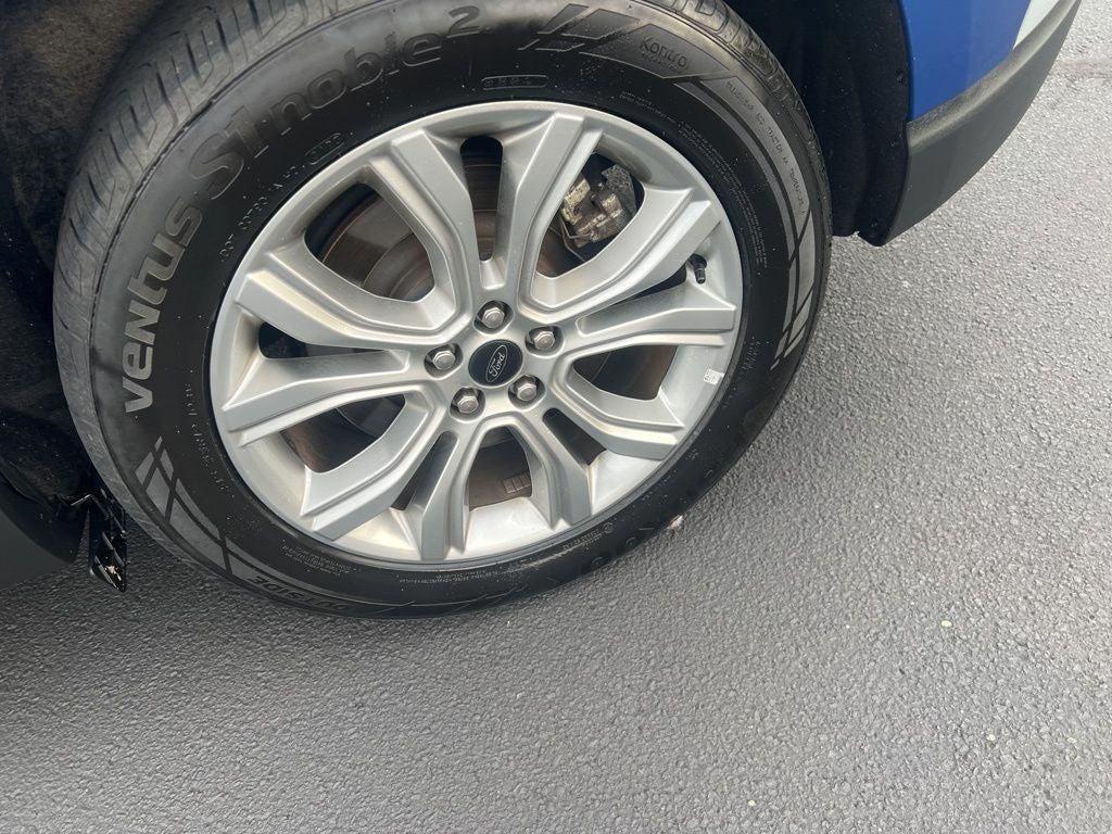 used 2024 Ford Edge car, priced at $27,000