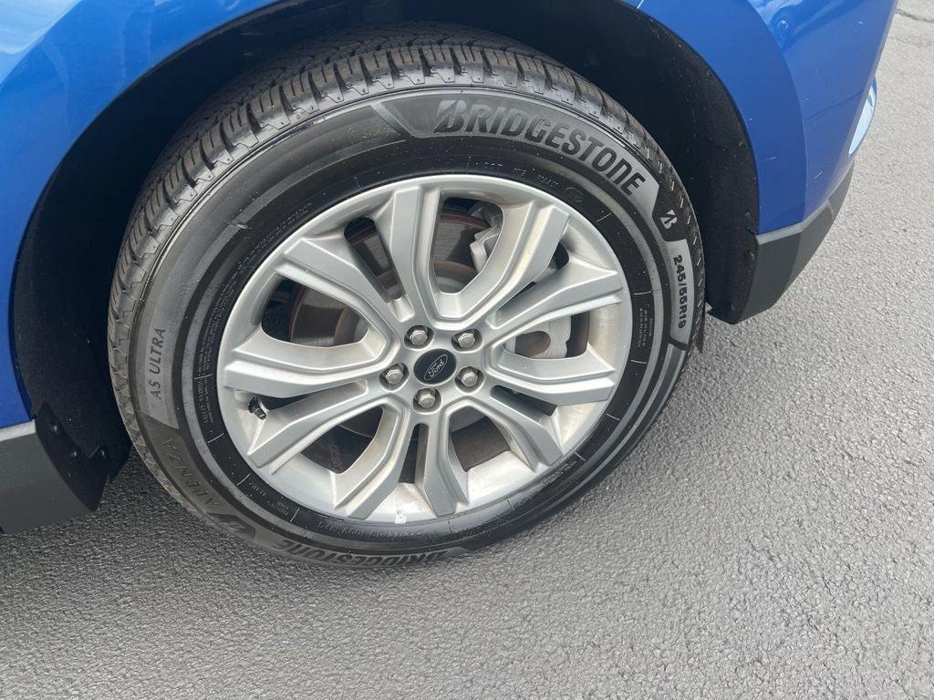 used 2024 Ford Edge car, priced at $27,000
