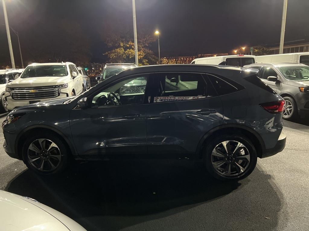 used 2023 Ford Escape car, priced at $27,100