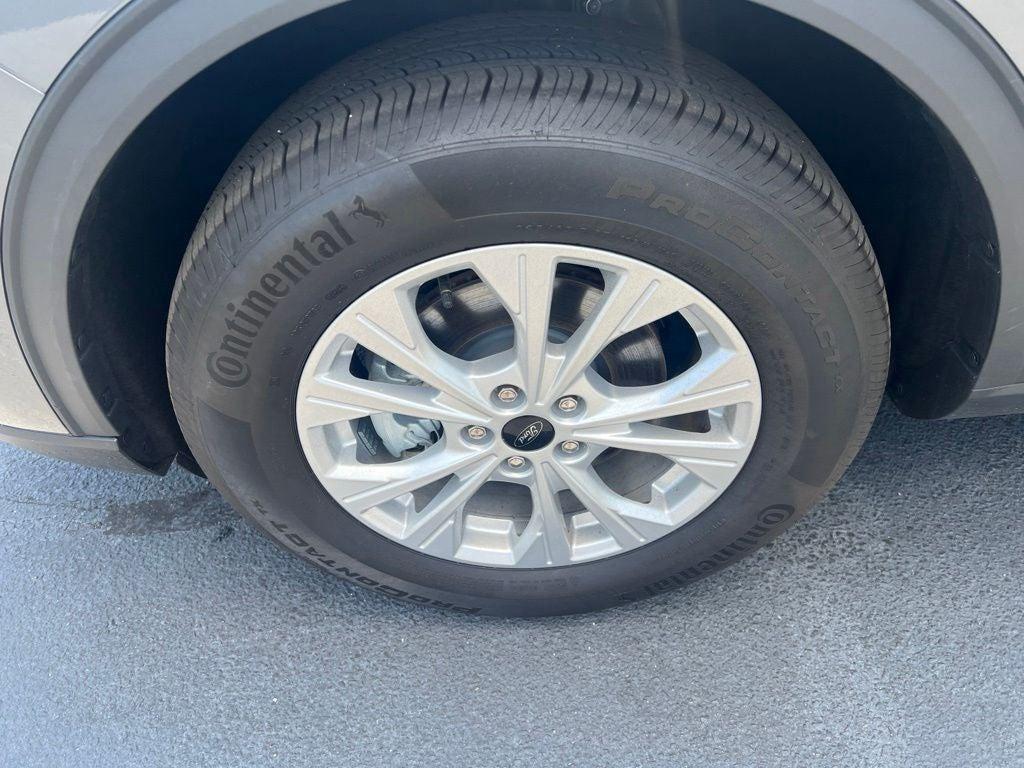 used 2025 Ford Escape car, priced at $28,540
