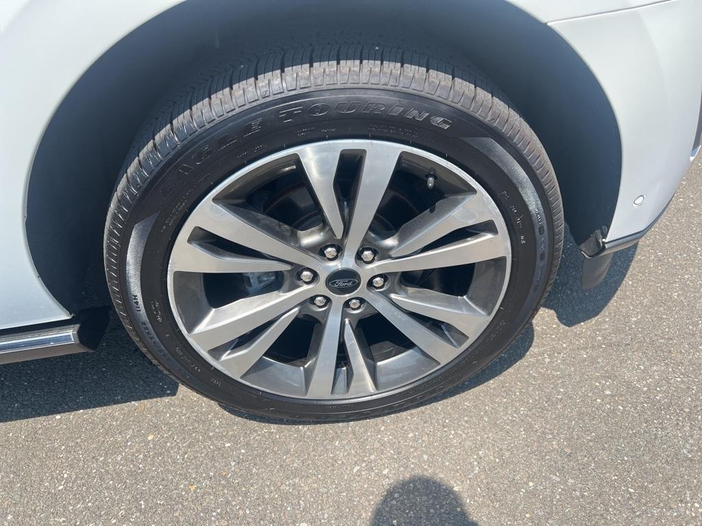 used 2021 Ford Expedition car, priced at $42,700