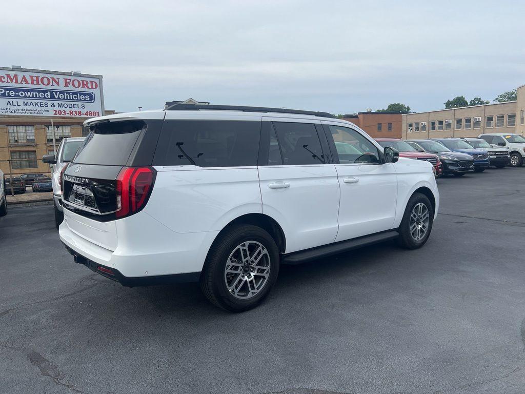 used 2025 Ford Expedition car, priced at $59,000