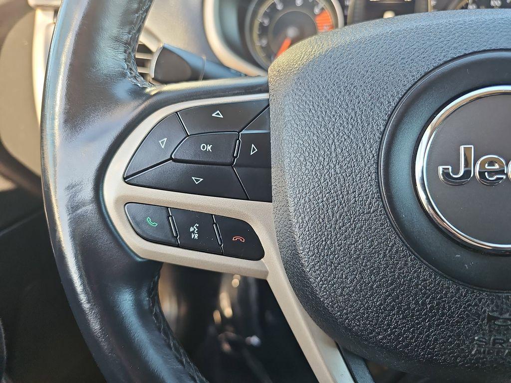 used 2018 Jeep Cherokee car, priced at $9,495