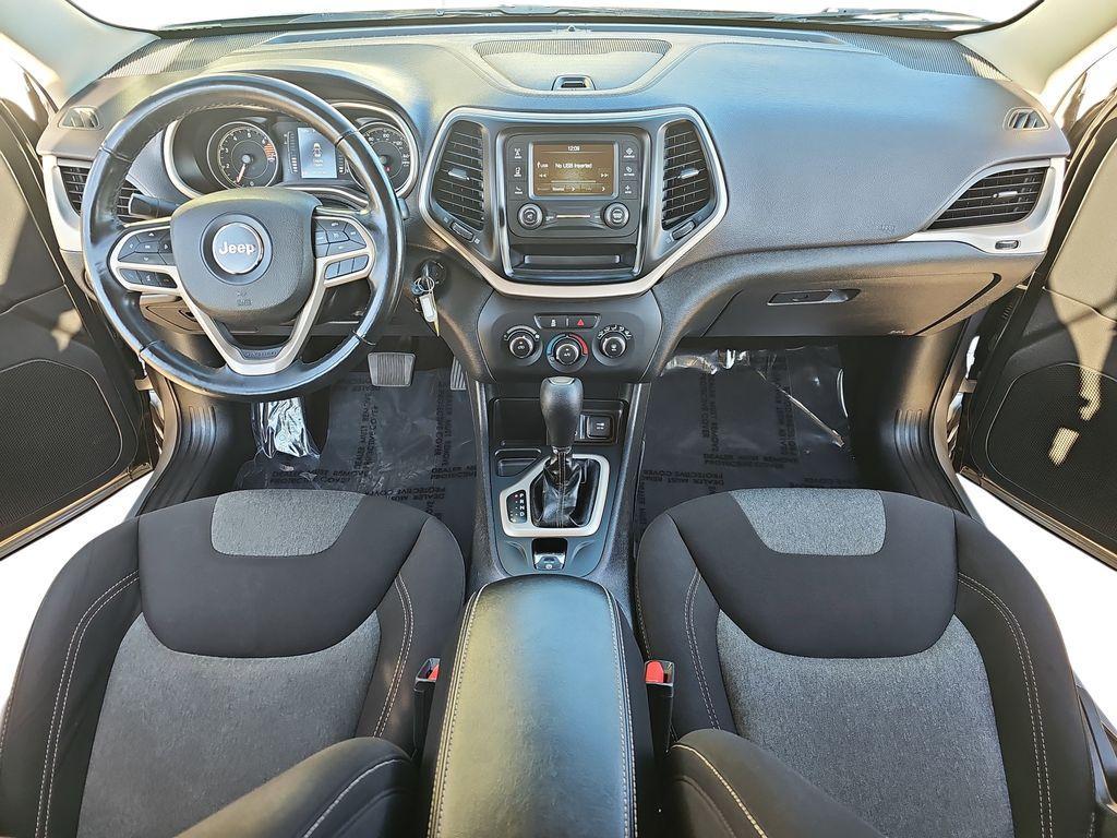 used 2018 Jeep Cherokee car, priced at $9,495