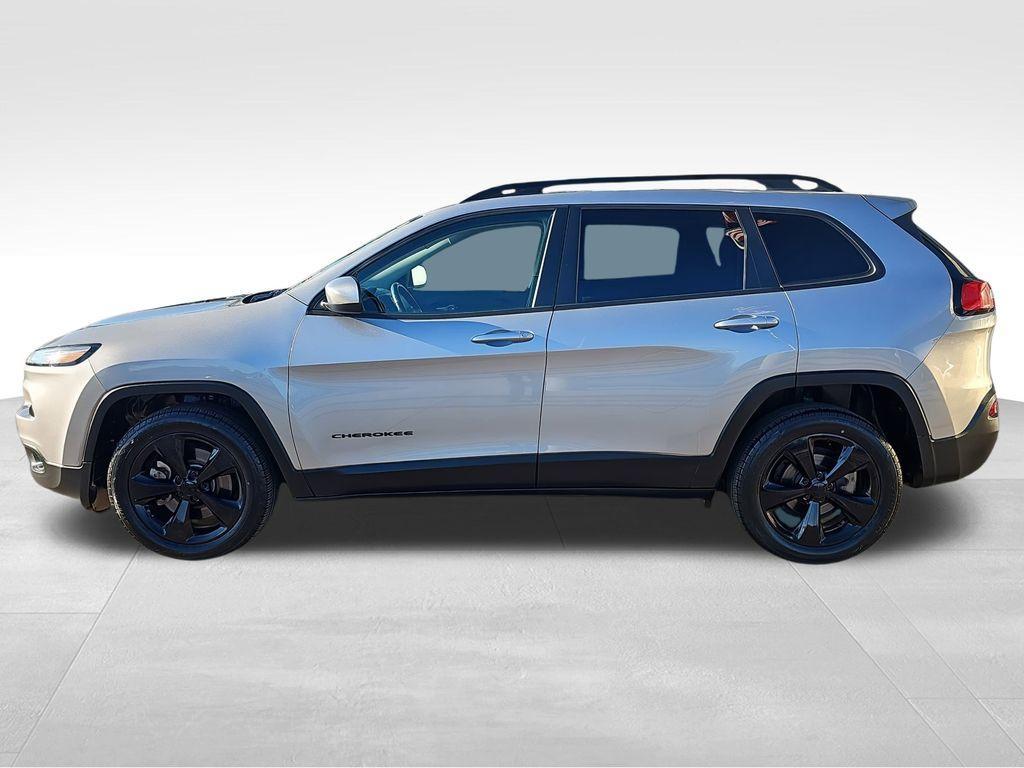 used 2018 Jeep Cherokee car, priced at $9,495