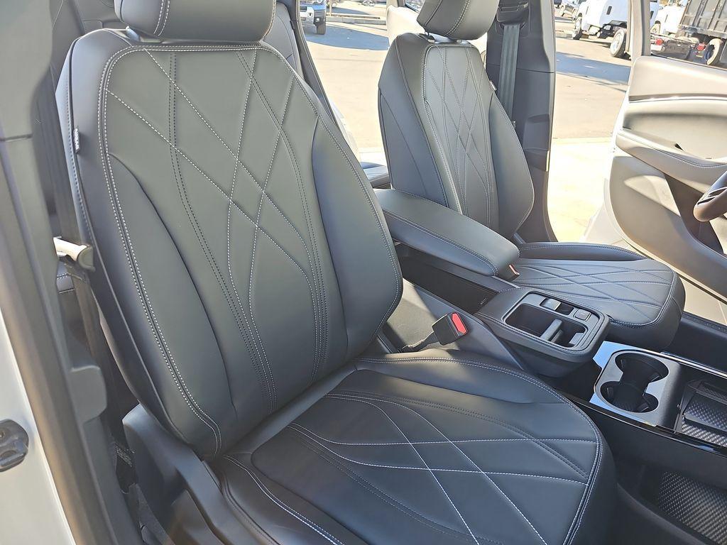 new 2025 Ford Mustang Mach-E car, priced at $37,293