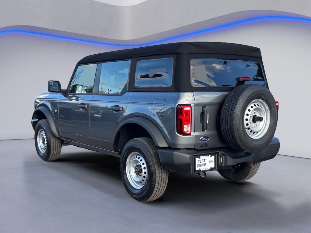 new 2025 Ford Bronco car, priced at $36,220