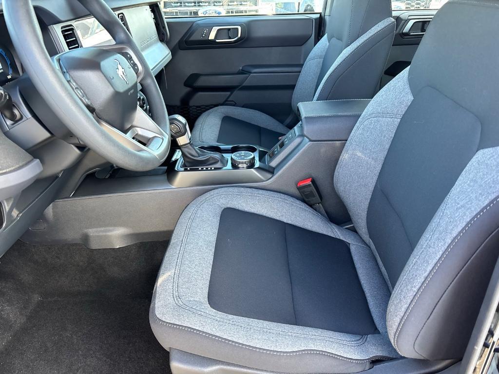 new 2025 Ford Bronco car, priced at $36,220