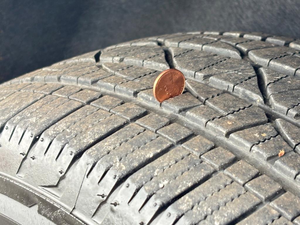 used 2023 Chevrolet Traverse car, priced at $22,163