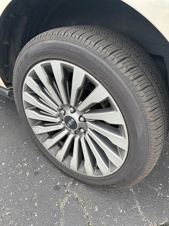 used 2018 Lincoln Navigator car, priced at $32,551