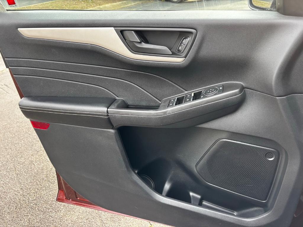 used 2021 Ford Escape car, priced at $13,317