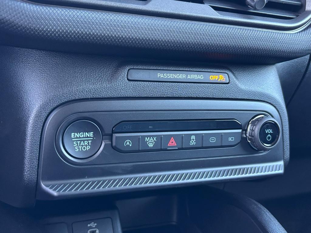 new 2025 Ford Bronco Sport car, priced at $35,084