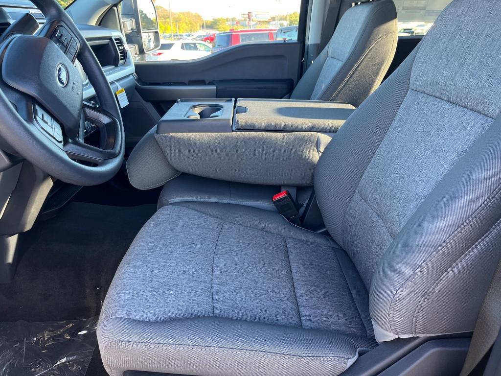 new 2026 Ford F-250 car, priced at $61,742