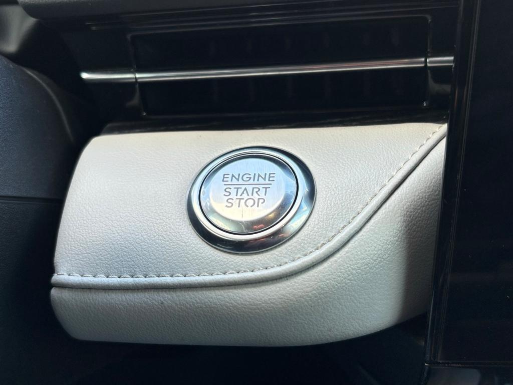 used 2024 Lincoln Nautilus car, priced at $45,341