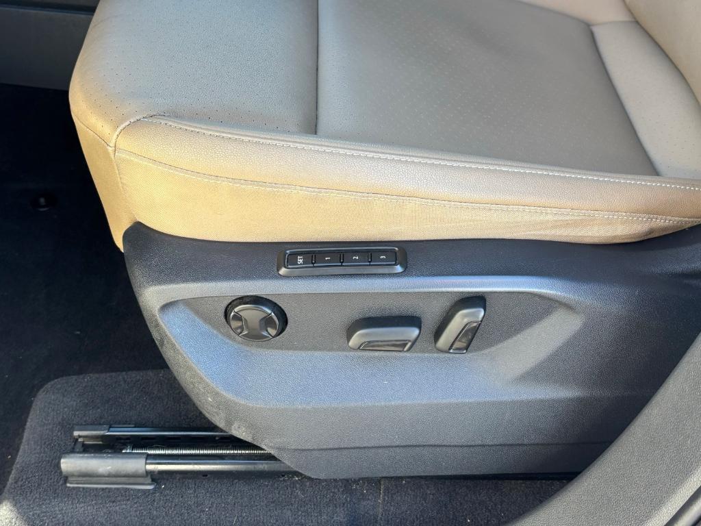 used 2020 Volkswagen Atlas Cross Sport car, priced at $17,622