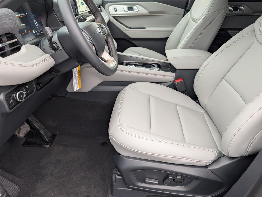 new 2026 Ford Explorer car, priced at $38,778