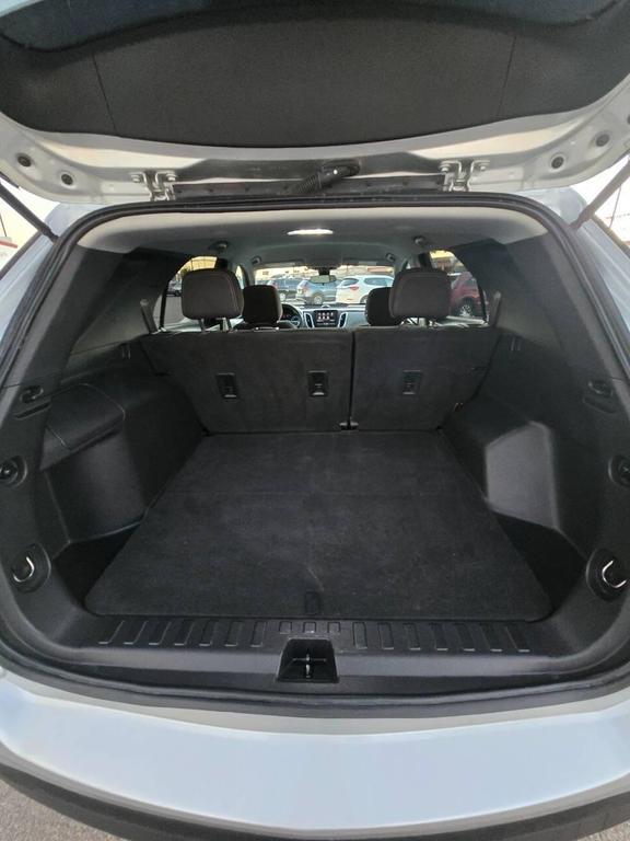 used 2021 Chevrolet Equinox car, priced at $12,891