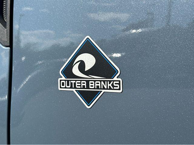 new 2025 Ford Bronco Sport car, priced at $40,560