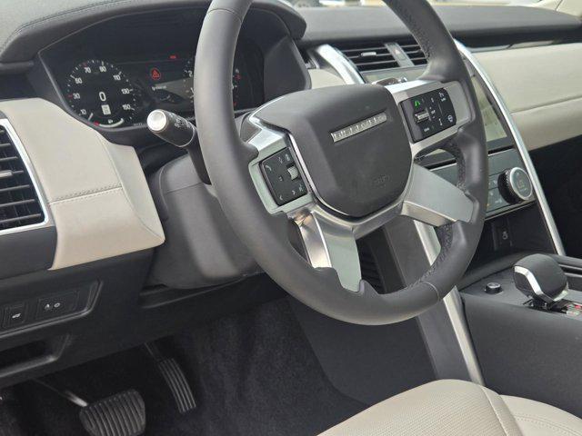 new 2025 Land Rover Discovery car, priced at $69,996