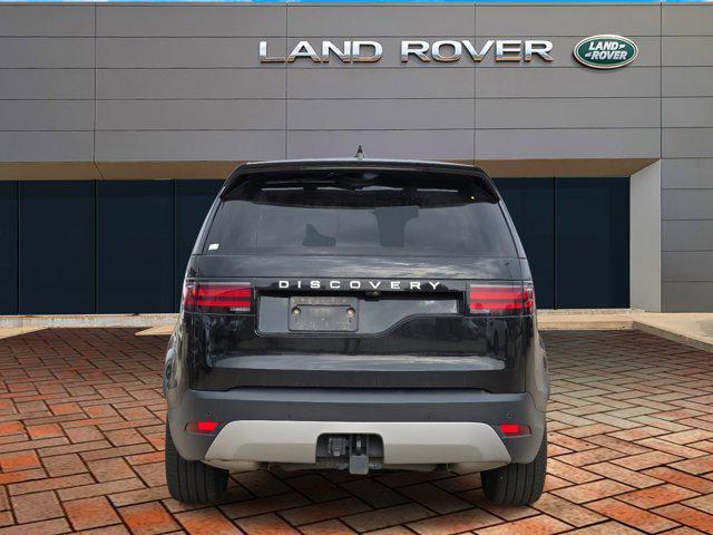 new 2025 Land Rover Discovery car, priced at $69,996
