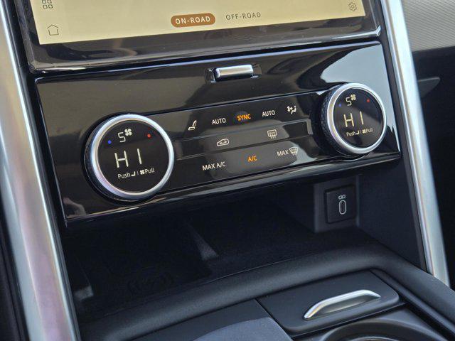 new 2026 Land Rover Discovery car, priced at $75,776