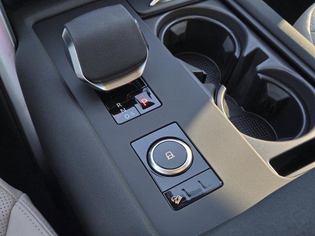 new 2026 Land Rover Discovery car, priced at $75,776