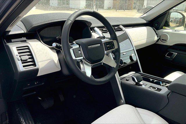 new 2025 Land Rover Discovery car, priced at $66,642