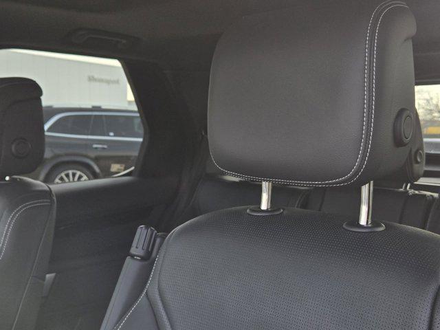 used 2025 Land Rover Discovery car, priced at $54,443