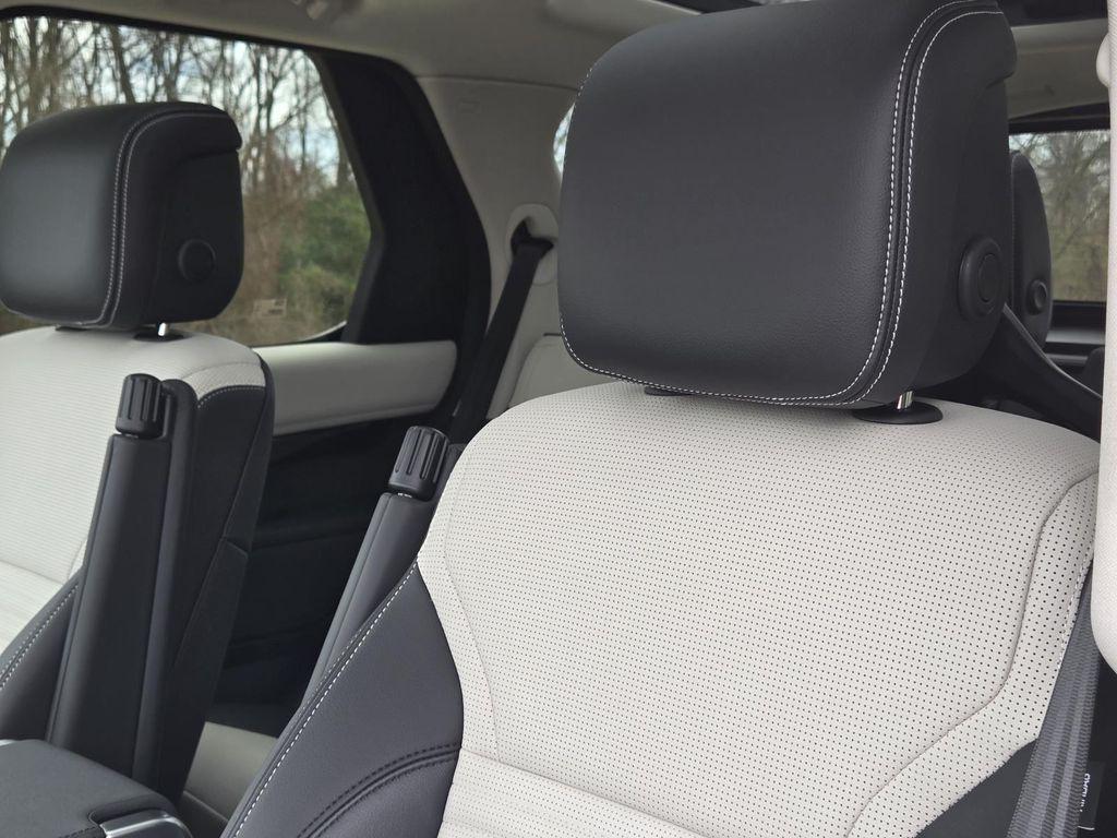 new 2026 Land Rover Discovery car, priced at $63,576