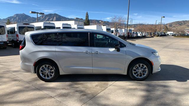 new 2026 Chrysler Pacifica car, priced at $43,704