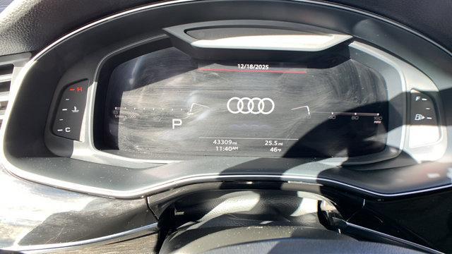 used 2024 Audi Q7 car, priced at $40,899